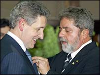 Lula 'corrigiu' gafe de presidente da Assembléia portuguesa (esq.)