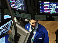 Một nhà đầu tư tại thị trường New York