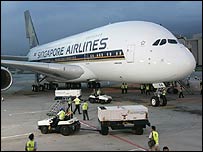 Tại phi trường Singapore