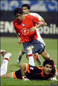 دروازه بان ايران در بازی با کره جنوبی