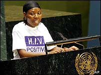 خنسا ماواسا، فعال ايدز