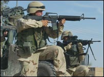 Necef'teki Amerikan askerleri