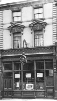 American Bar in 1905