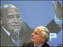 Gregor Gysi (arkada) ve Oskar Lafontaine