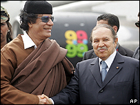 رییس جمهور الجزایر و رهبر لیبی