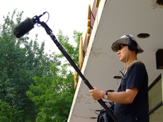 Dave a' cumail smachd air fuaim