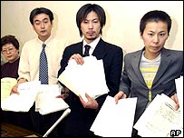 Familiares de reféns japoneses