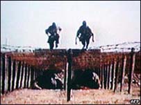 El Kaide'ye ait bir eğitim kampı (arşiv)