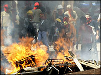 Demonstrace proti summitu NATO