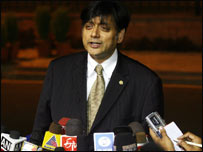 शशि थरूर