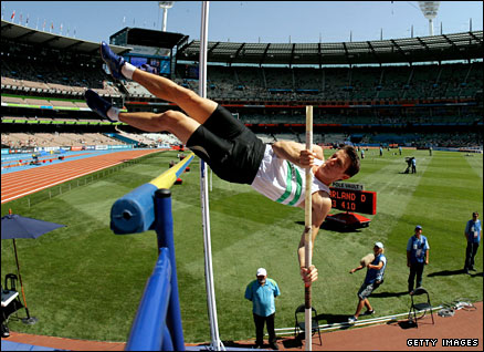 Dale Garland in decathlon action at the 2006 Commonwealth Games