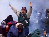 Biểu tình phản đối đàm phán thương mại