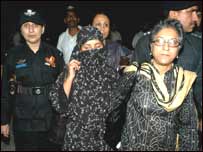 عاصمہ اور سونیا