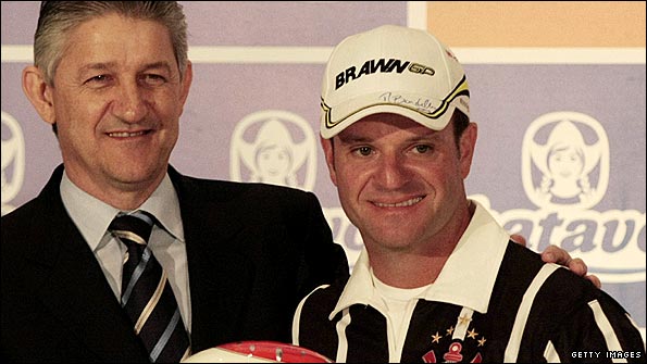 Rubens Barrichello relaxes ahead of the Brazilian Grand Prix 