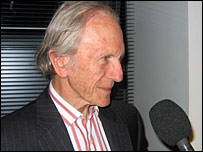 David Gladstone is being interviewed by Saroj Pathirana