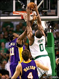 لیان پو در حمله