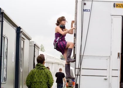 Saturday: Backstage with Annie Mac & Vic