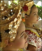 Thai dancers