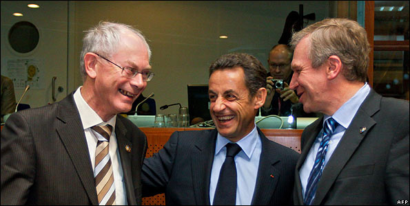 Belgian Prime Minister Herman Van Rompuy (left) with French President Nicolas Sarkozy (centre) and Belgian Foreign Minister Yves Leterme, Brussels, 29 Oct 09
