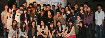 歌唱比赛参赛者合照