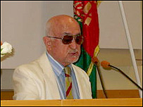 دکتر اکرم عثمان