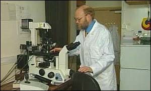 Profesor Ian Wilmut klonovat děti nechce