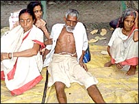 धनंजय के परिजन