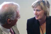 Trafodaeth ariannol - Prys Edwards ac Efa Gruffudd Jones, prif weithredwr yr Urdd