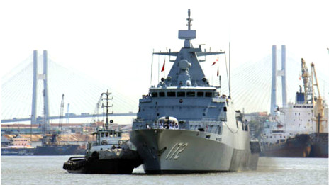Tàu hải quân Malaysia (ảnh của báo Quân đội Nhân dân)