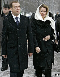 دمیتری مدودیف و همسرش 