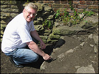 Howard Pressman at Sheffield Manor Lodge