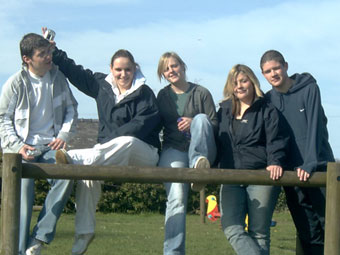 Gary, Ffion, Carol, Prisi a Gareth