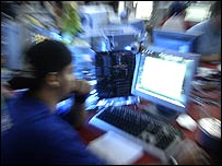 Nos últimos anos a ONU tenta definir quem 'controla' a internet