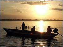 Con sông ở Amazon