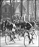 در دهه ۲۰ مساقت مراحل طولانی بود