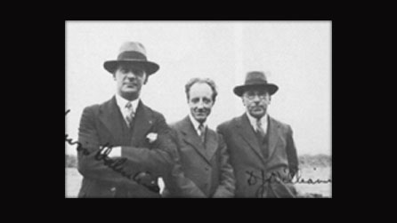 Lewis Valentine gyda Saunders Lewis a D J Williams. Llun drwy garedigrwydd Barddas.