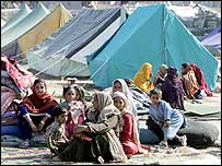 زلزلہ زدگان کے کیمپ