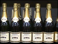 garrafas de champanhe francês