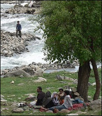 مردم و ميله جا ها