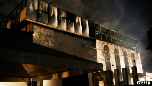 Boate incendiada em Bangcoc em 2009