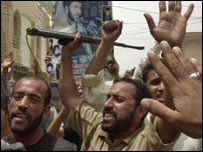 Militantes ligados ao clérigo Moqtada Al-Sadr