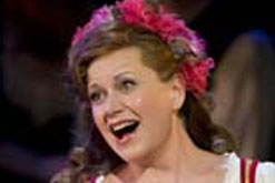 Amanda Roocroft as The Merry Widow © Clive Barda / English National Opera