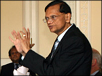  Minister G L Peiris