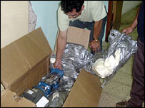 Bombas de água para limpeza dos excrementos dos leões marinhos