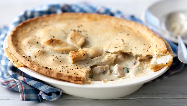 Chicken and mushroom pie