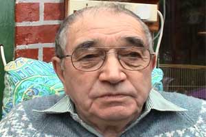 Jim remembers his outside loo...but where's the rhubarb connection?