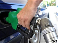 جایگاه فروش بنزین در آمریکا