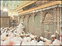 ضريح آرامگاه امام سوم شيعيان در کربلا