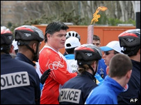 اولمپکس مشعل فرانس میں فائل فوٹو