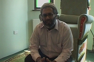 We look at Oxford's dreaming spires through the eyes of the Muslim Community.